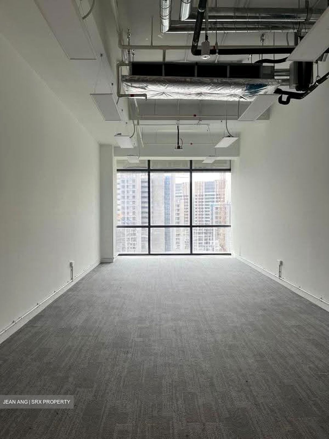Woods Square (D25), Office #613754701